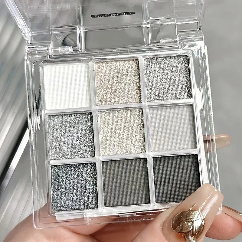 9 Sombras De Ojos Mate Ahumadas Resistentes Al Agua
