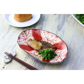 Cerapockke Aka-e Sanyoshi Boiled Fish Look Good Hand-Painted Three-legged Oval Plate, 8.7 inches (22 cm), Red Dami Camellia