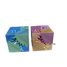 Gear Cube Desk Accessory for Office Supplies and Decorations home decor - Color: Red/Blue/Yellow