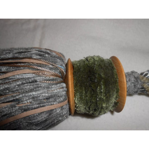 LEE JOFA, KRAVET Kravet Lee Jofa 10" SINGLE Tassel Tieback