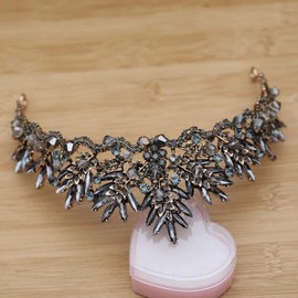 Frcolor Vintage Baroque Crown Alloy Prom Queen Crown Bridal Tiara Wedding Headpiece (Black)