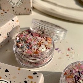 Really strange Real Strange Real Terrazzo Part 2 Terrazzo Nail Nail Glitter / 리얼묘해 리얼테라조 2탄 테라조네일 네일글리터