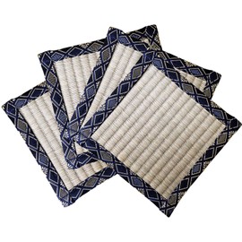 Koharu Igrass Table Pad, Set of 4, Approx. 0.6 x 0.6 x 0.2 inches (16 x 16 x 6 mm), Produced by Tatami Lumber Store, Prevents Dents, Natural Grasses, Antibacterial, Perfect for Floor Dents,