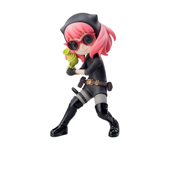 Spy x Family Luminasta PVC Anya Forger Playing Undercover Statuette
