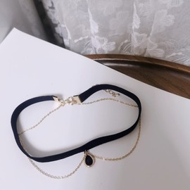 Fuqimanman2020 Black Teardrop Velvet Choker Necklace for Women Layered Gothic Choker Victorian Necklace Aesthetic Vampire Necklaces for Womens