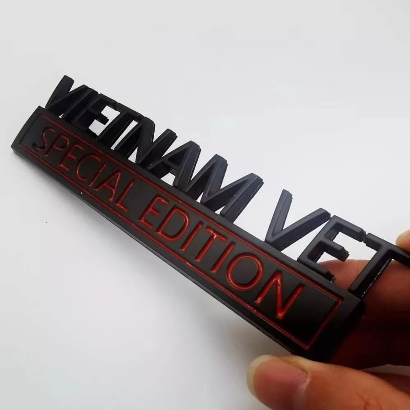 Pair Set Metal Vietnam Vet Special Edition Emblems 3D Badges