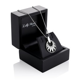 LILLY MARIE Ladies Solid Sterling Silver 925 Round Leaf Pendant Necklace - Adjustable Length - Gift Ideas for Mum, Silver