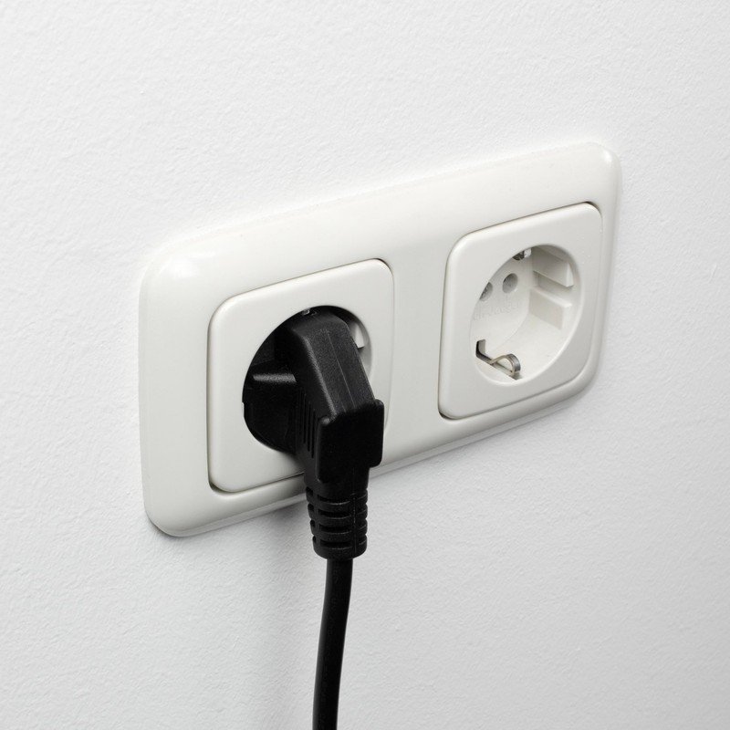 NEC ACT 230V connection cable schuko male (angled) - C13