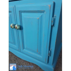 Chalk Style All-in-One Paint: Eco-friendly, matte finish for furniture, home decor, cabinets, and crafts. Low voc and odor. 8oz #30 Shady Bay Blue