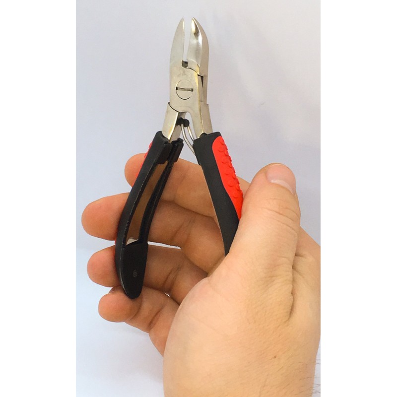 Titania Nail Clippers with Soft Touch Handle, on blister card