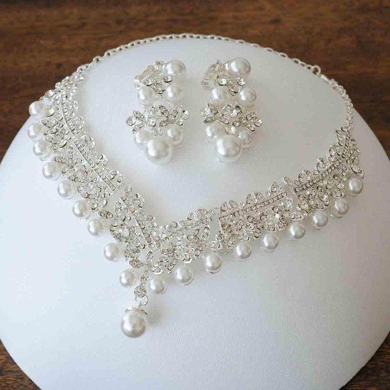 Veeve La Marie! B284 Pearl Necklace Necklace Set Wedding Earrings