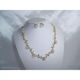 treasuresbyevieus.etsy.com Gold floral vine rhinestone necklace set, bridal wedding MOB prom party necklace