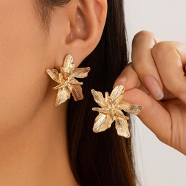 Gold Statement Earrings for Women Large Gold Flower Earrings Geometric Chunky Stud Earrings Dainty Jewelry Gifts for Women