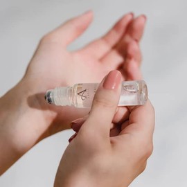 Arran Sense of Scotland Naturals Calm Quick Absorbing Calming Lavender & Chamomile Fresh Fragranced Pulse Point Oil Vegan Cruelty Free