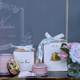 Cote Noire-Herringbone Flower Mixed Pink Roses