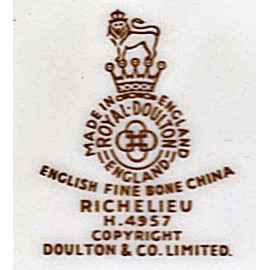 Royal Doulton Richelieu 5 Piece Place Setting, never been used