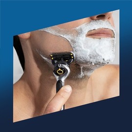 Gillette ProShield Yellow Razor Handle (1 Pack) + Blades (2 Pack) / 질레트 프로쉴드 옐로우 면도기 핸들1입 + 면도날2입