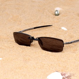 Polarized CLIP-ON Sunglasses for Oakley RHINOCHASER OX3111-0152 52x19 (Black)