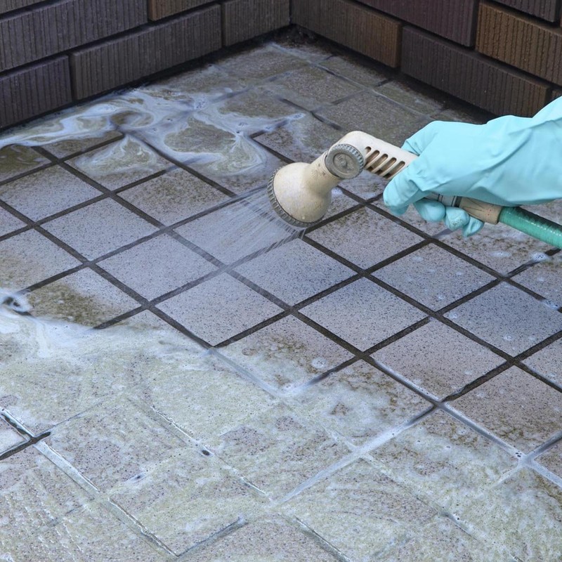 Nippon Miracon Sangyo EXT-04 Outdoor Cleaning Exterior Tile Cleaner, 20.3