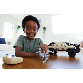 Matchbox RC Jurassic World Dominion Jeep Gladiator, 6-inch Dracorex Dinosaur Figure, Remote-Control Toy Car with Auto-Capture Claw