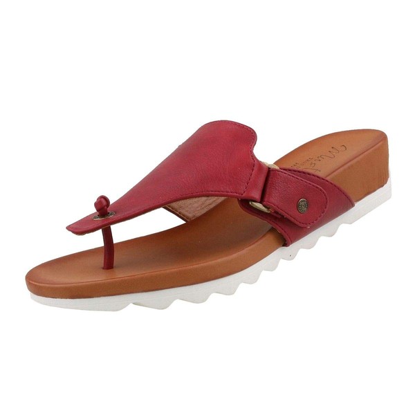 MUSTANG Women's Flip Flop Wedge Sandal, Red, 7