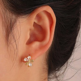 Xmsrn Vintage Crystal Flower Stud Earrings Gold Cz Flower Earrings Rhinestone Flower Hoop Huggie Earrings Gold Flower Statement Earrings for Women