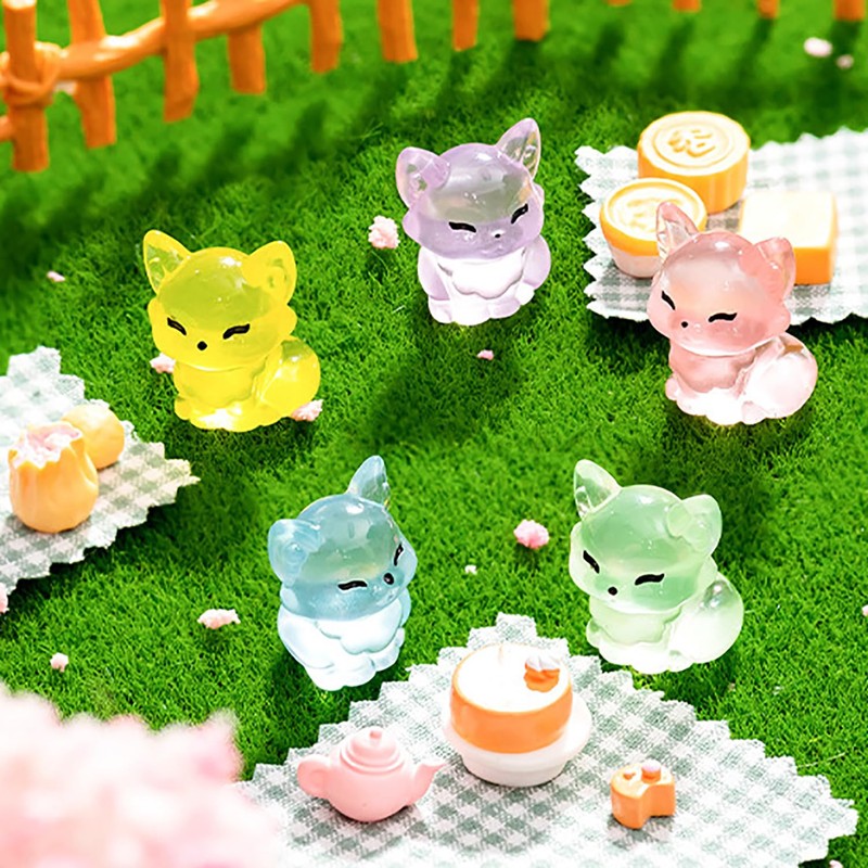 30PCS Luminous Mini Resin Fox Figurines 6 Colors Glow in