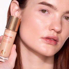 MCoBeauty Flawless Glow Luminous Skin Filter, 3 Light, Healthy Glow with Natural Radiance, Vegan, Cruelty Free Cosmetics