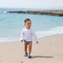 i Play Boys Reusable Absorbent Baby Swim Diapers Navy Stripe 3T