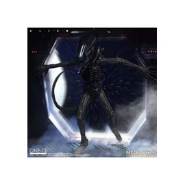 Mezco Alien One:12 Collective Deluxe Action Figure Alien Multicolour, 100% Plastic
