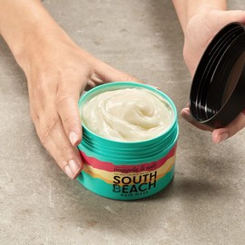 South Beach Maske von Nuggela & Sulé. VEGANES Produkt. Nahrhafte, natürliche und biologisch abbaubare Wirkstoffe. Berauschender tropischer Duft. 1 x 250 ml.
