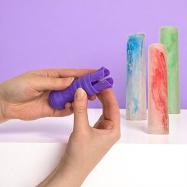 MIJOMA Street Crayons Set of 3 with Holder - 3 Marble Chalks on Blister Card - 9 XXL Chalks & 3 Holders for Children - Mix of Colours