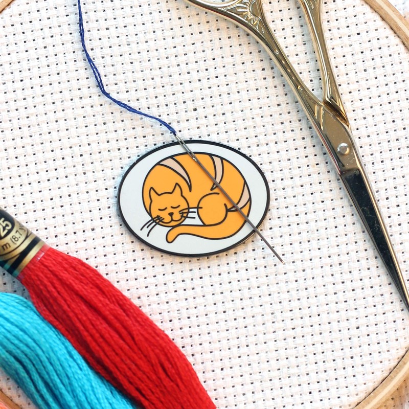 Sleeping Orange Cat Hard Enamel Needle Minder