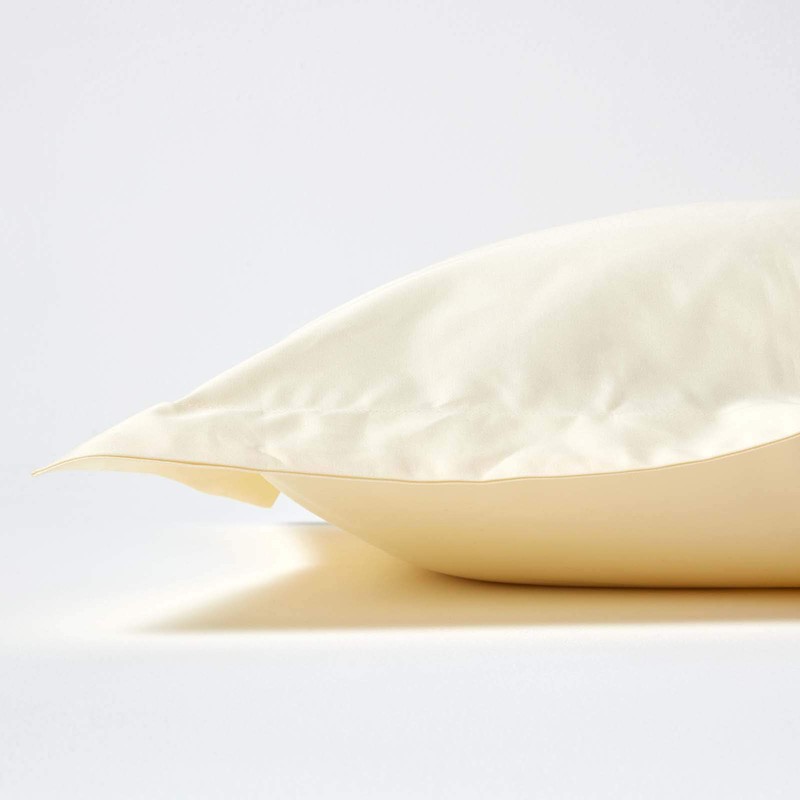 HOMESCAPES 1000 Thread Count Egyptian Cotton Cream Oxford Size Pillowcase