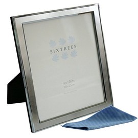Sixtrees Abbey Pewter 2-102-80 Polished Silver photo frame with lacquered brushed metal insert for a 10 x 8 inch picture. Complete with our microfibre polishing cloth.