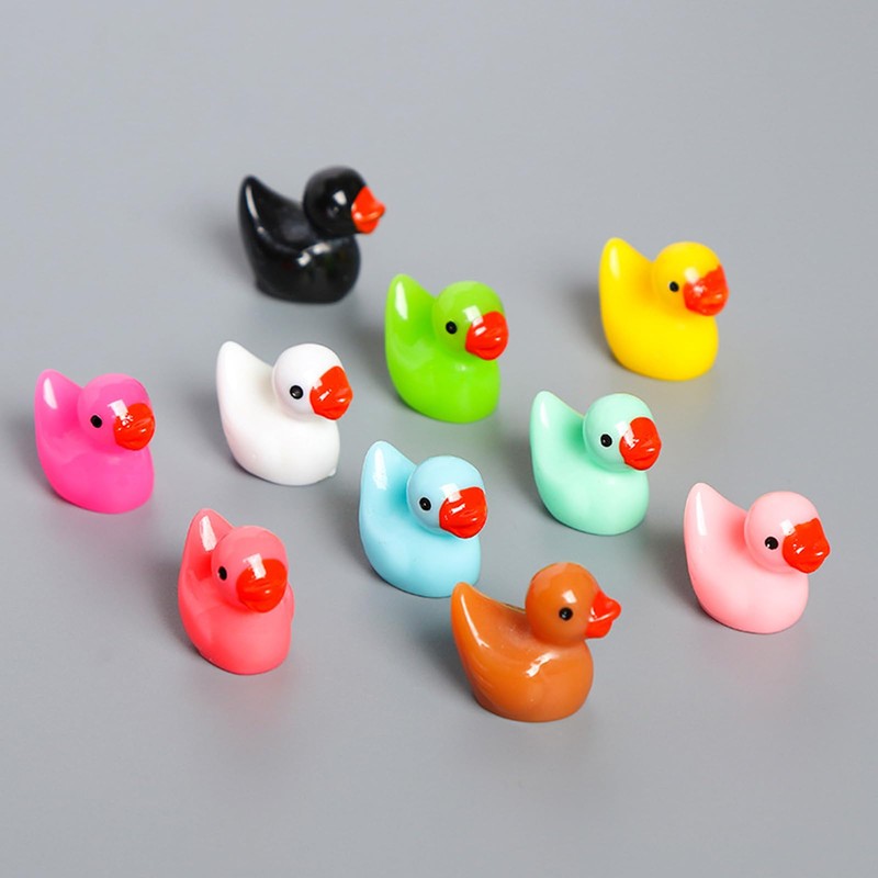 Mayoii 44pcs Mini Ducks Set Cute Resin Noctilucent Tiny Ducks