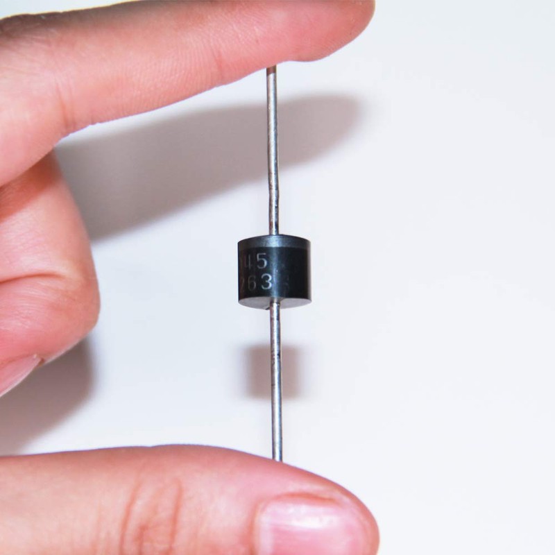 (25pcs) 15SQ045 Schottky Diodes 15A 45V, Diode Axial Schottky Blocking