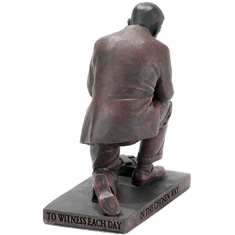 Lead Your Flock Praying Pastor 5 inch Gray Resin Stone