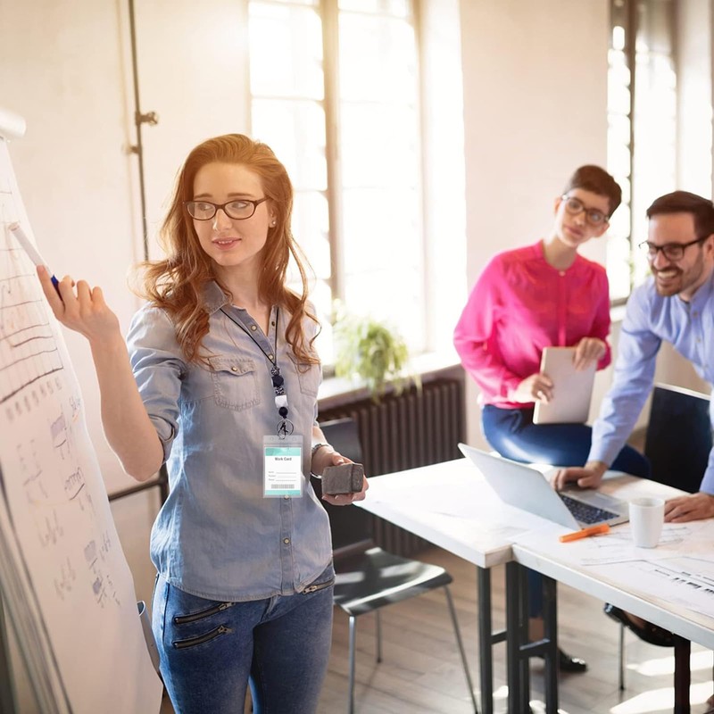 BUPOGAKE Retractable Lanyard Set with ID Holders – Elegant Beaded