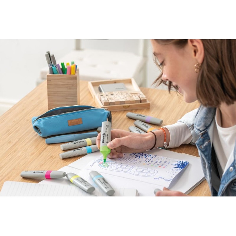 Pelikan Highlighters 490 eco Neon Red Pack of 10 in