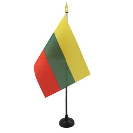 AZ FLAG - Lithuania Table Flag 4'' x 6'' - Lithuanian Mini Desk Flag 100% Polyester 15 x 10 cm - Office Banner with 10'' Pole - Golden Spear