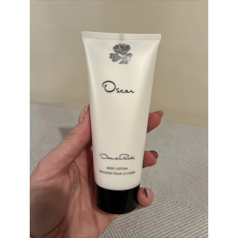 OSCAR by OSCAR DE LA RENTA Women’s Body Lotion 3.4