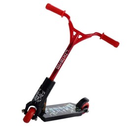 Red Mini Finger Scooter, Cute Mini Skateboards Plastic Finger Skateboards Finger Sport Interactive Photography Props Finger Boards and Finger Bikes （1Pc Random Red）