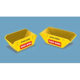 Modelscene 5088S OO Gauge Skips 'Skip Hire'