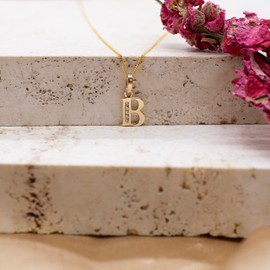 Carissima Gold Women's Diamond Cut Curb Chain with 10 mm x 12 mm Cubic Zirconia Pendant 9 Carat (375) Yellow Gold 0.7 mm 46/18 Inch, Gold, Cubic Zirconia