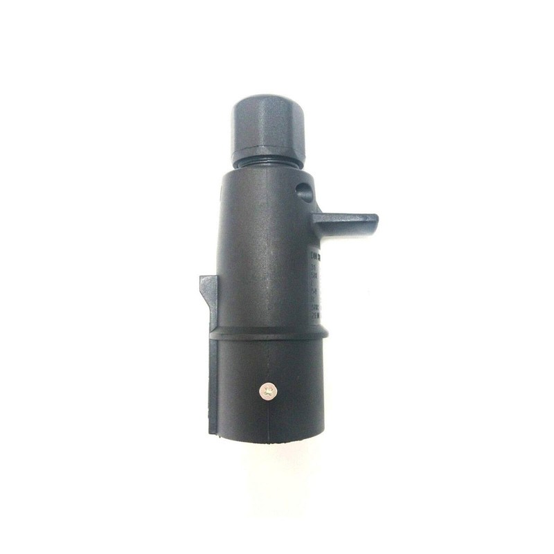 Plug 7 Pin / 24 V Plastic Car Trailer Socket