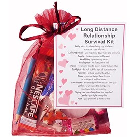 SMILE GIFTS UK Long Distance Relationship Survival Kit Gift (Great novelty present for Girlfriend or Boyfriend for Valentines, Birthday, Christmas, Anniversary or just because...)