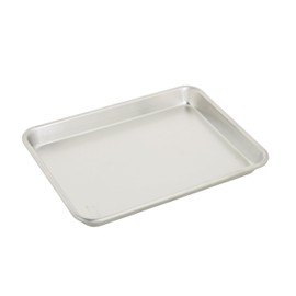 Chigcago Metallic Recyled Aluminum Small 9x13 Baking Sheet, Made With Recylced Aluminum, Perfect For Everyday Baking And Roasting Use