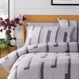 Olivia Rocco Easy Care Printed Duvet Cover Set 100% Polyester Breathable Stylish Comforter Reversible Quilted Bedding Bed Sets With Pillowcases NEW YORK DUVET SET, GREY DOUBLE