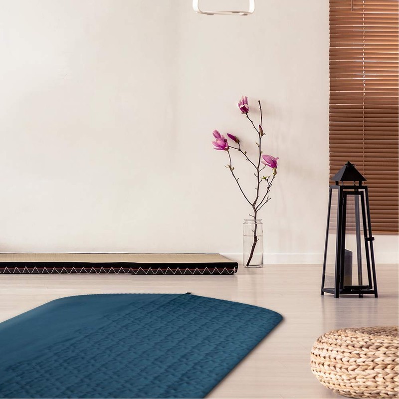 TAKVA Classic Prayer Mat | Sashiko Collection (Indigo)